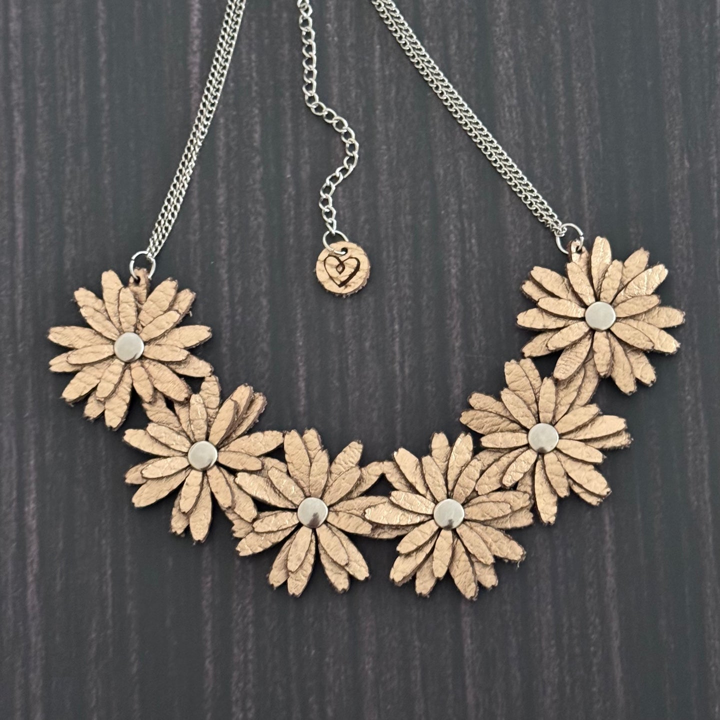 Daisy Collar
