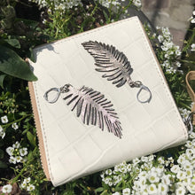 La Pluma Earrings