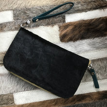 Palermo Wristlet