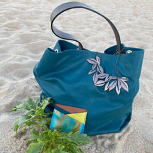 Leila Tote