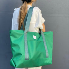 Cali Nylon Tote