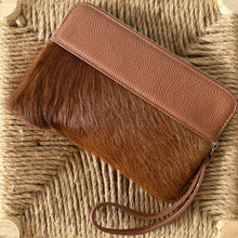 Recoleta Wristlet