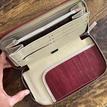 Pampa Ziparound Wallet